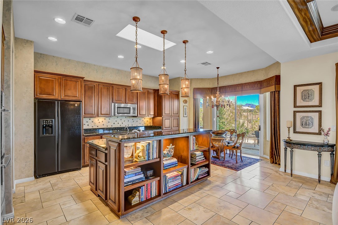 Photo 7 of 81, 10266 Romantico Drive