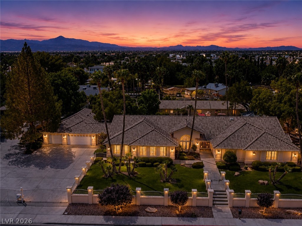 3747 E Quail Avenue, Las Vegas 89120