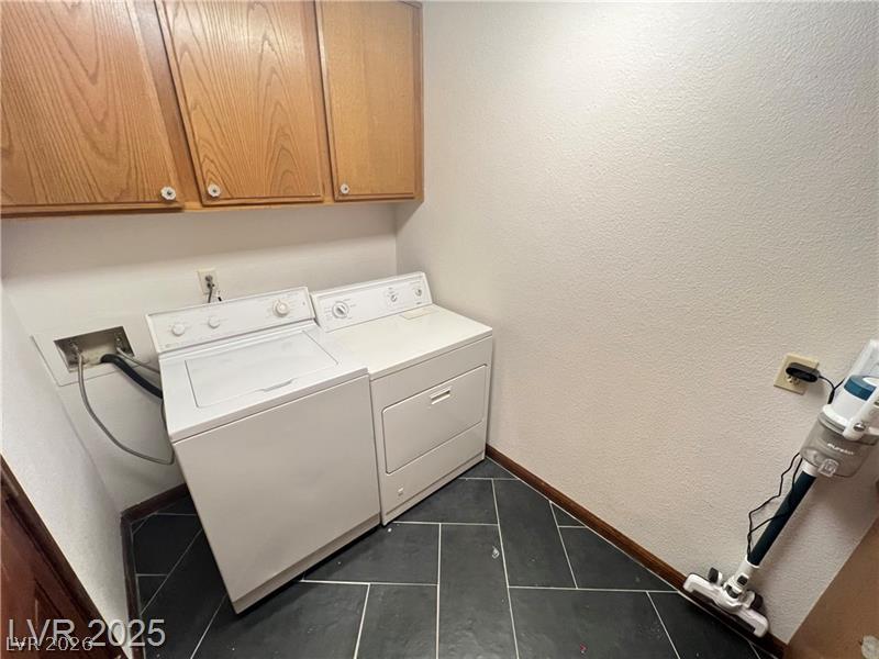 Photo 23 of 39, 5242 Dickens Drive