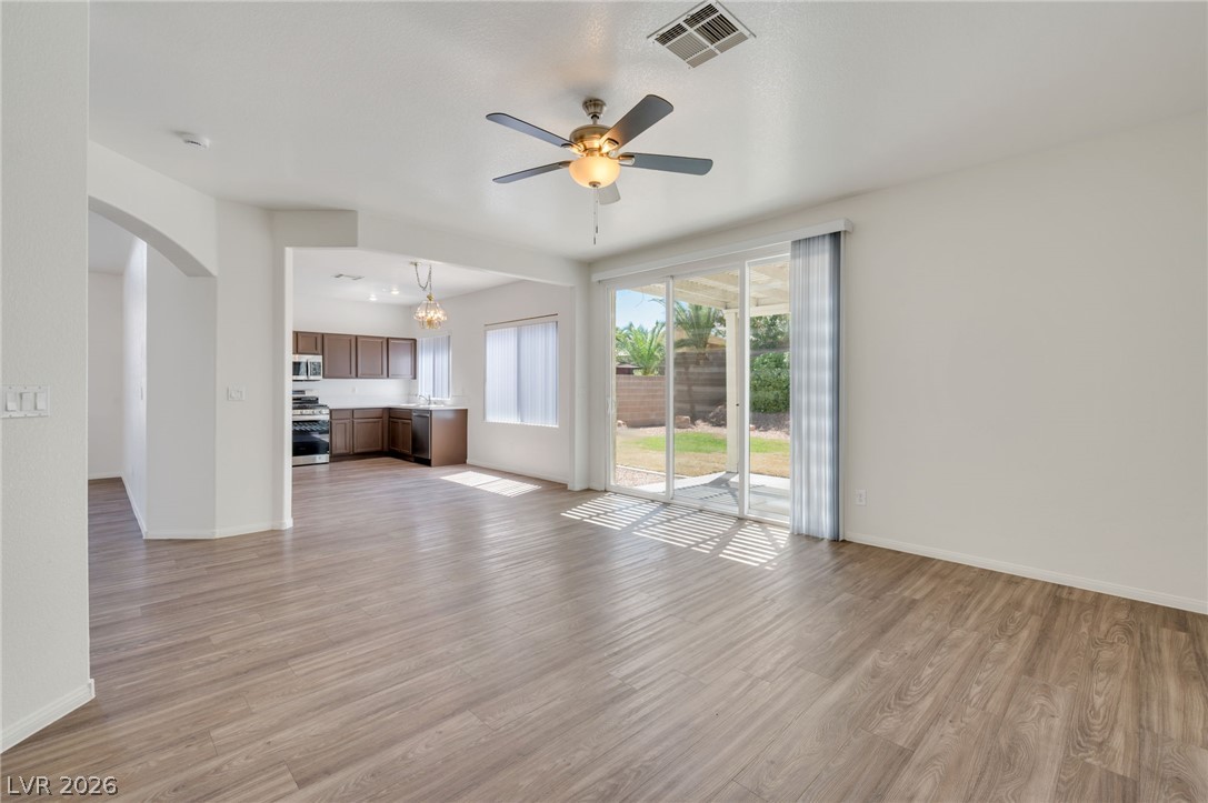 Photo 7 of 31, 8117 Villa Finestra Drive