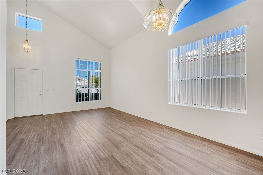 Photo 8 of 31, 8117 Villa Finestra Drive