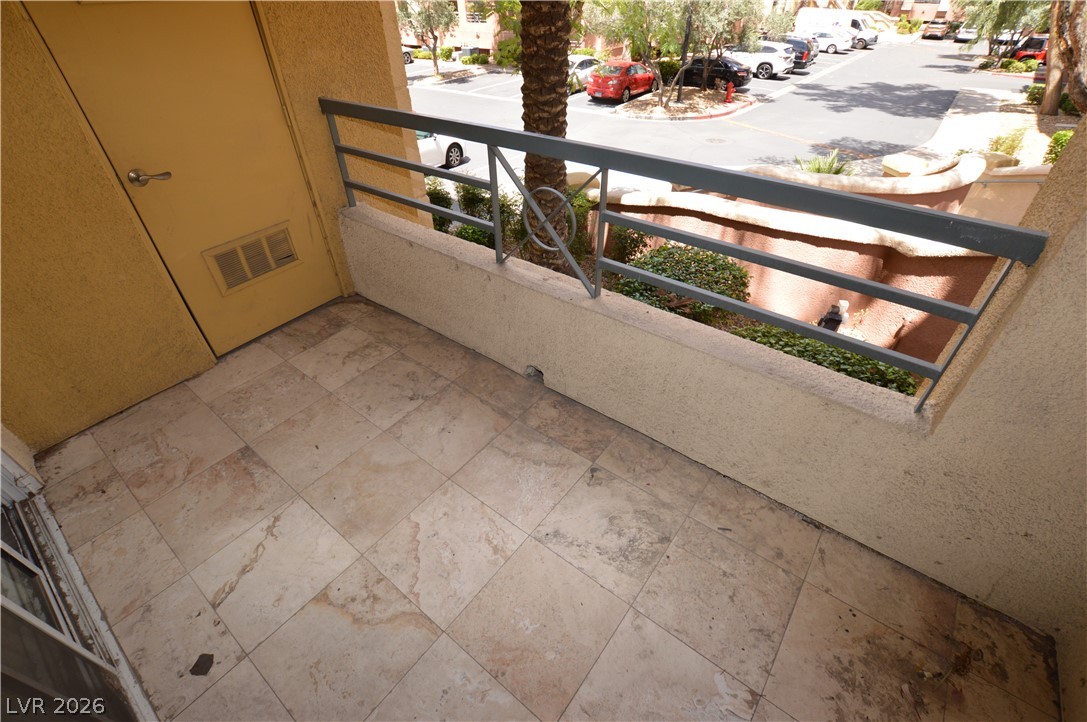 Photo 19 of 43, 270 E Flamingo Road #136