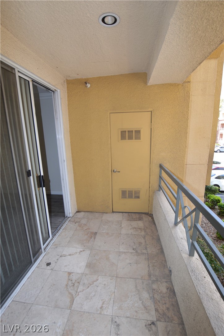 Photo 21 of 43, 270 E Flamingo Road #136
