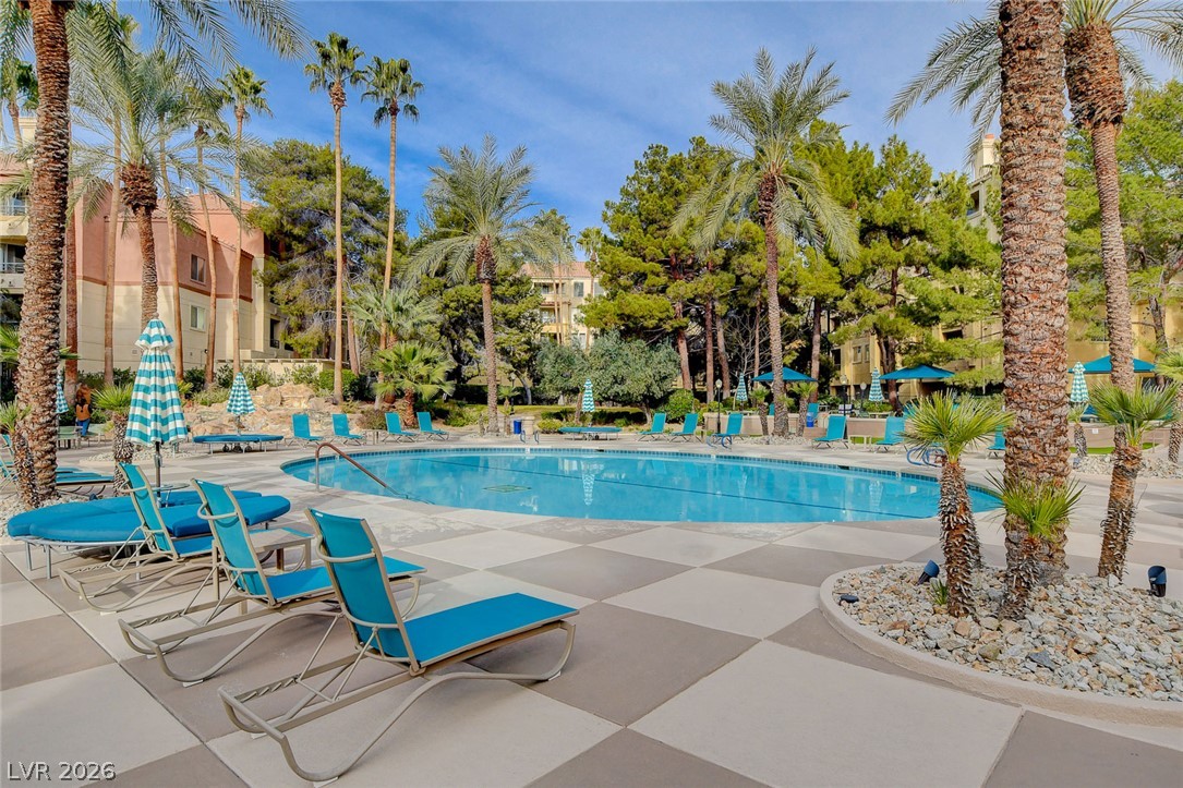 Photo 28 of 43, 270 E Flamingo Road #136