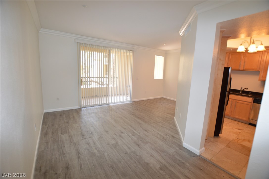 270 E Flamingo Road #136, Las Vegas 89169
