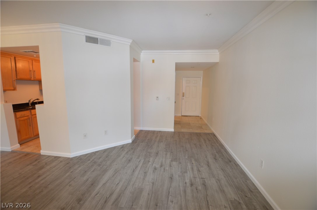 Photo 3 of 270 E Flamingo Road #136