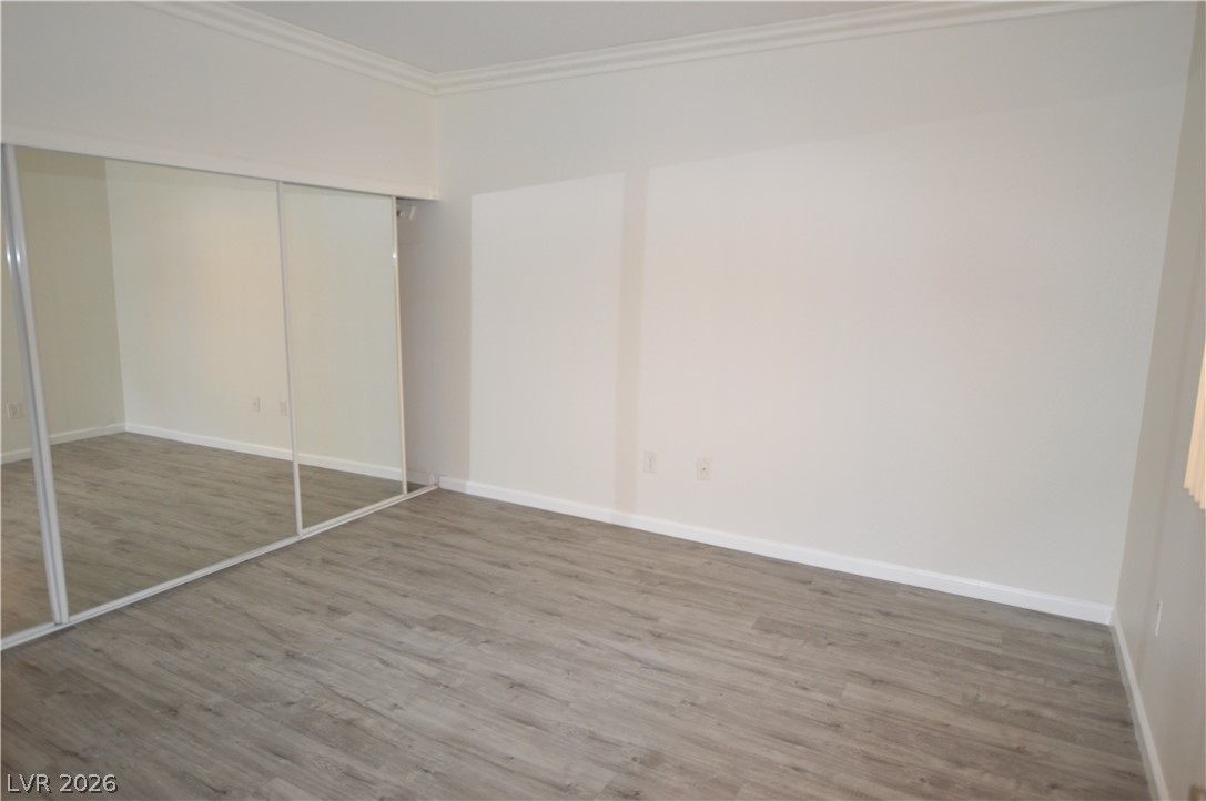Photo 13 of 43, 270 E Flamingo Road #136