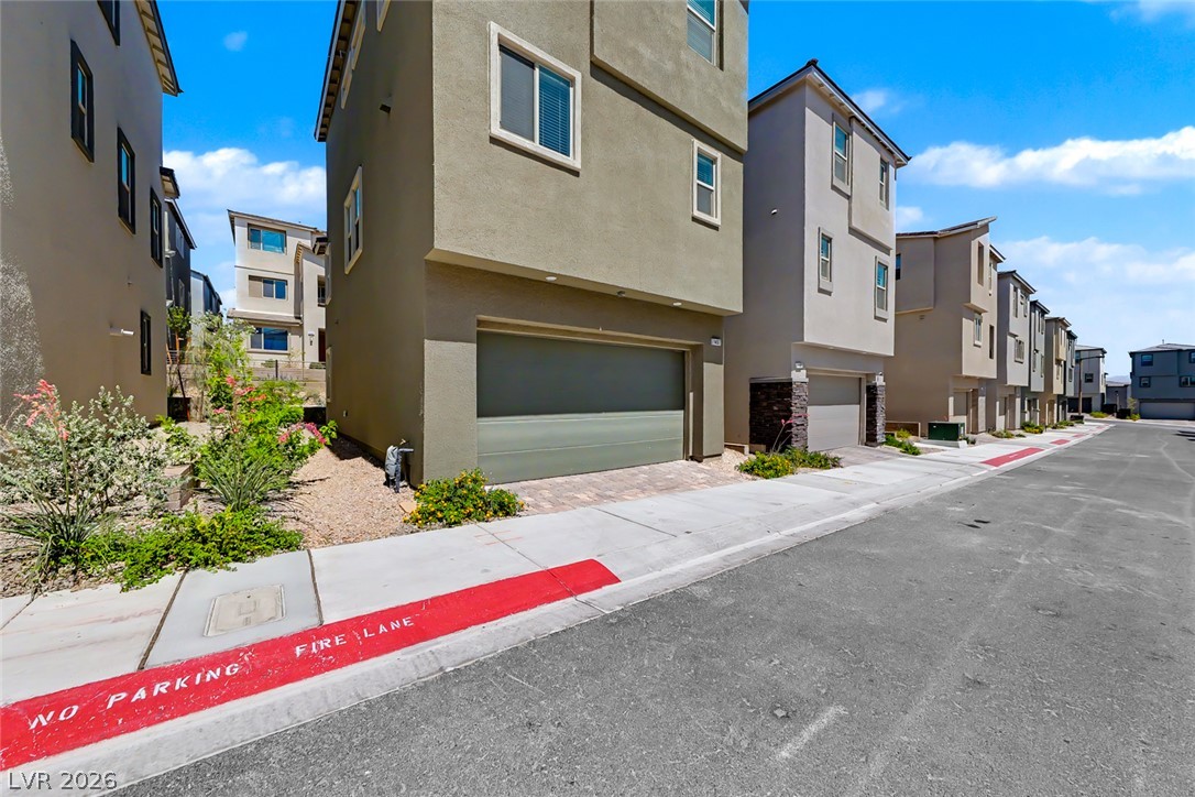 Photo 37 of 44, 1437 Whistling Kite Street