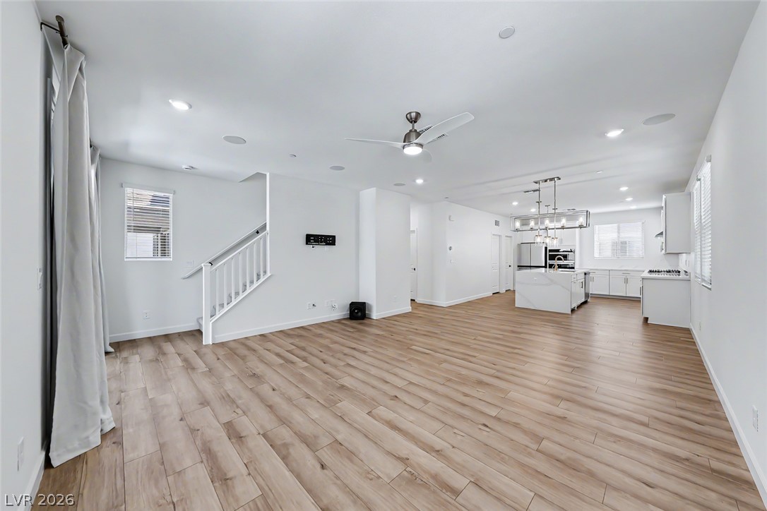 Photo 8 of 44, 1437 Whistling Kite Street
