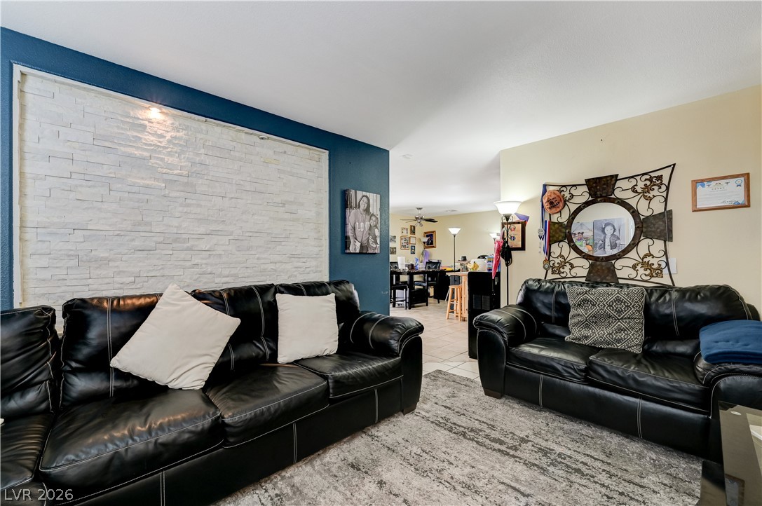 Photo 9 of 35, 8325 Haven Cove Avenue
