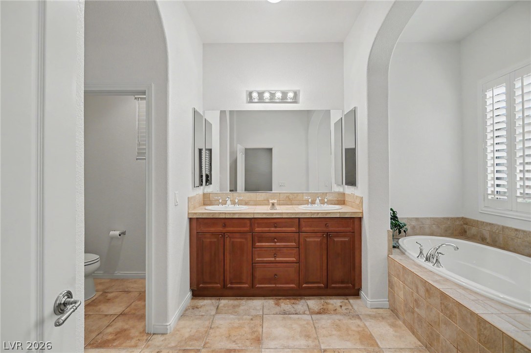 Photo 30 of 68, 7567 Pearl Crescent Drive