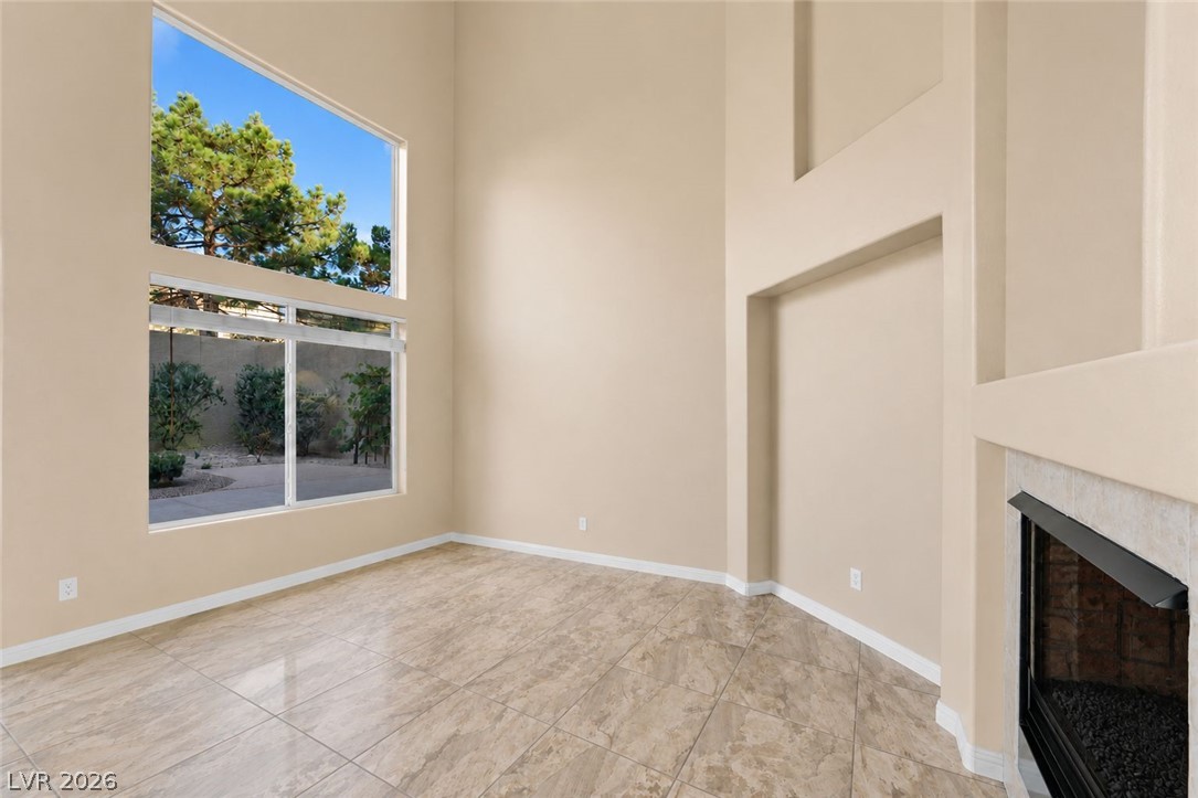 Photo 9 of 36, 904 Siena Hills Lane