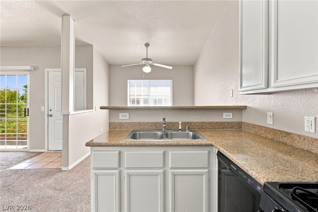 Photo 6 of 20, 3318 N Decatur Boulevard #2096