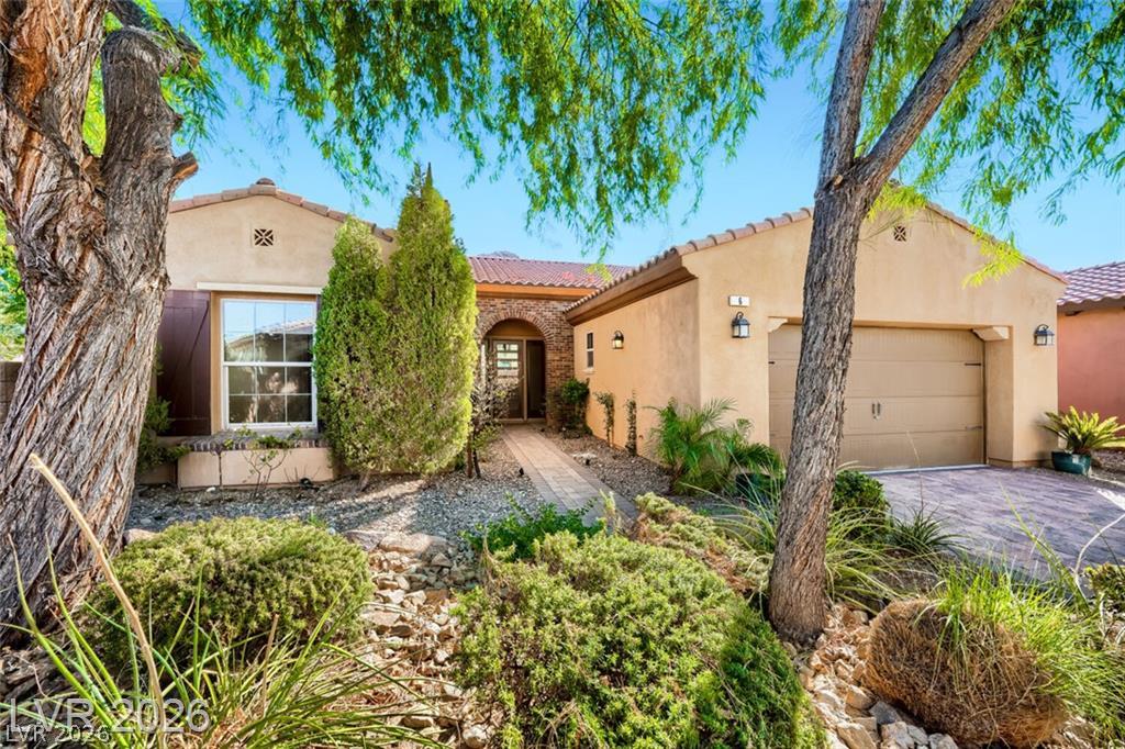 6 Lago Turchino Court, Henderson 89011