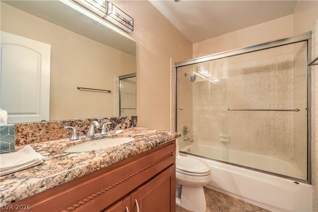 Photo 36 of 40, 2617 YARDLEY Street