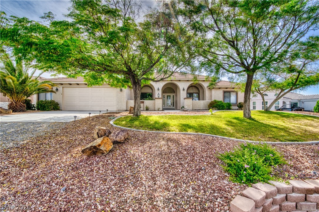 2061 Iroquois Avenue, Pahrump 89048