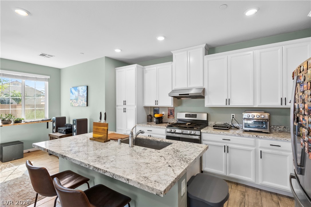 Photo 8 of 31, 5730 Sky Pointe Drive #134