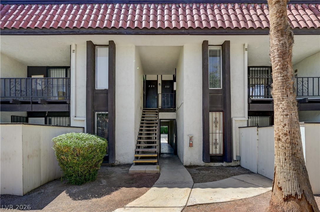 1405 Vegas Valley Drive #222, Las Vegas 89169