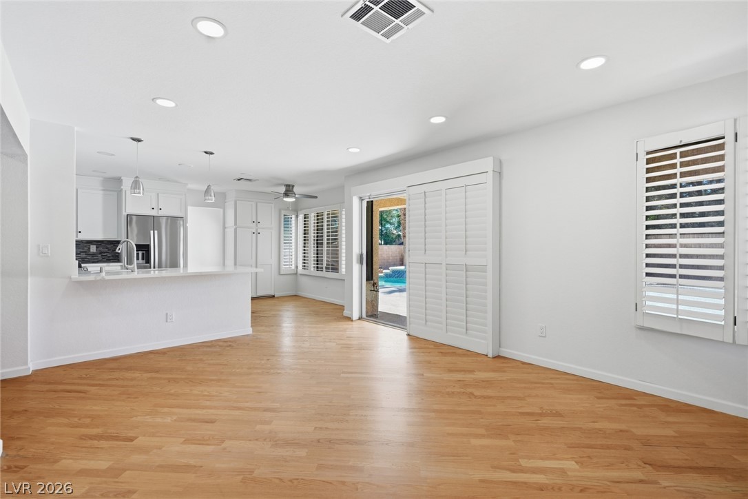 Photo 16 of 46, 7459 Parnell Avenue