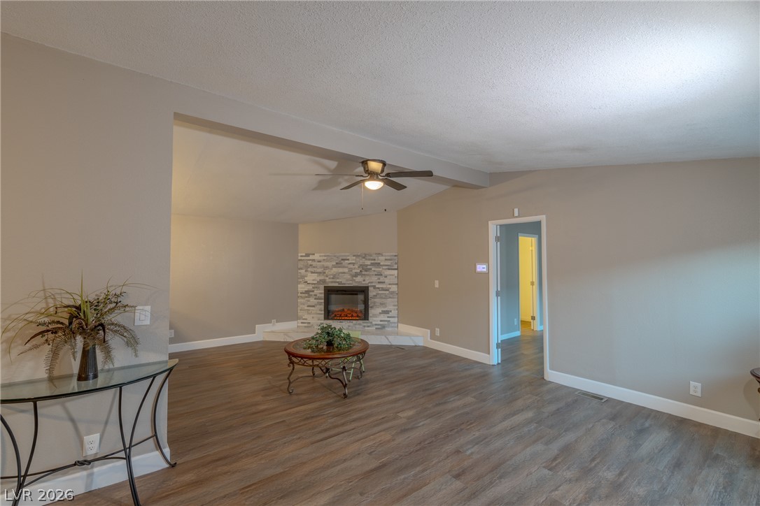 Photo 6 of 41, 5676 Hobble Creek Drive
