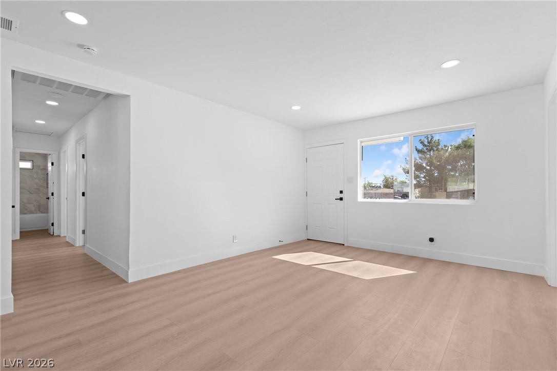 Photo 5 of 1674 D Street