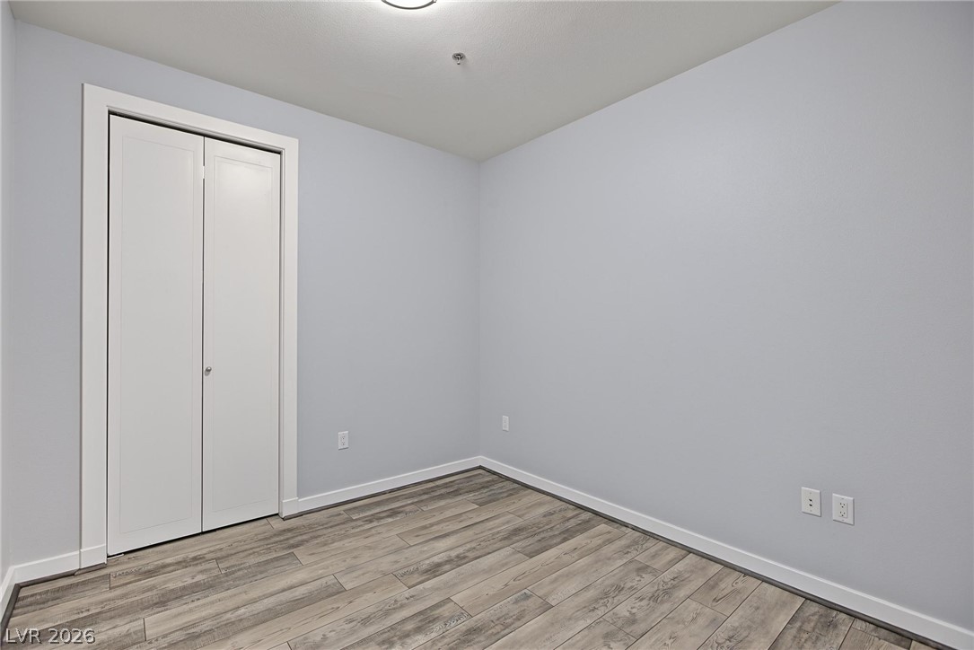 Photo 10 of 33, 4525 Dean Martin Drive #2211