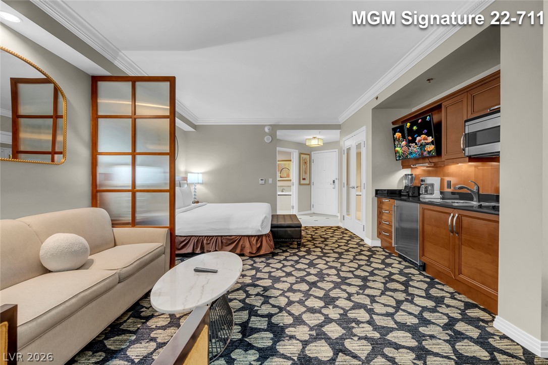 Photo 18 of 52, 135 E Harmon Avenue #2211