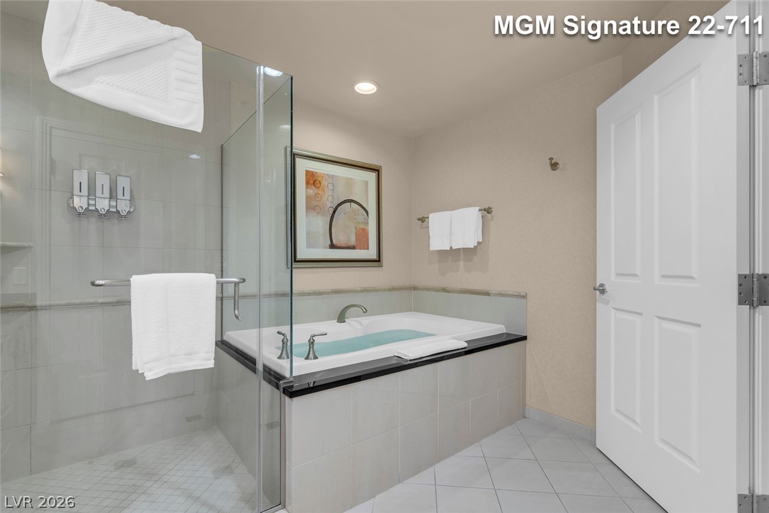 Photo 36 of 52, 135 E Harmon Avenue #2211