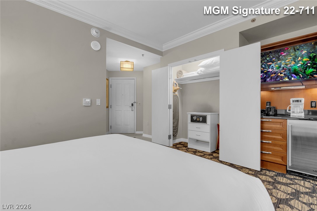 Photo 26 of 52, 135 E Harmon Avenue #2211
