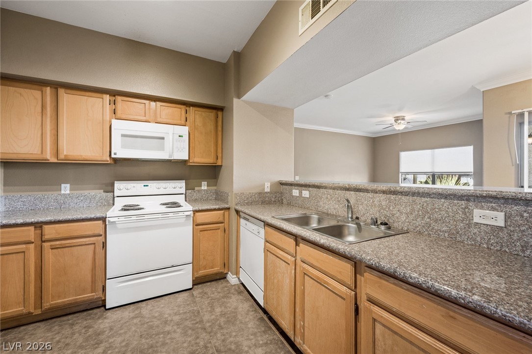 Photo 15 of 39, 45 Maleena Mesa Street #1514