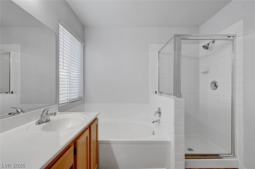 Photo 39 of 83, 9821 Peseo Cresta Avenue