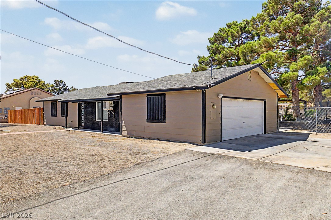 Photo 3 of 7208 Boyd Lane
