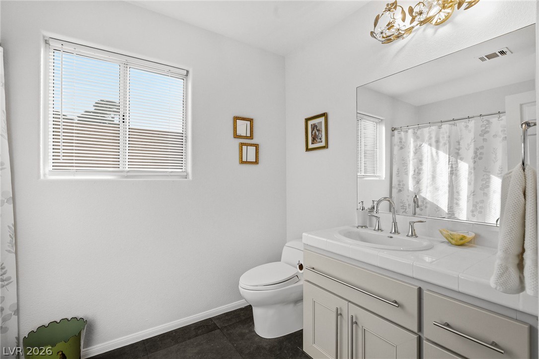 Photo 15 of 26, 1472 Creslow Court #101