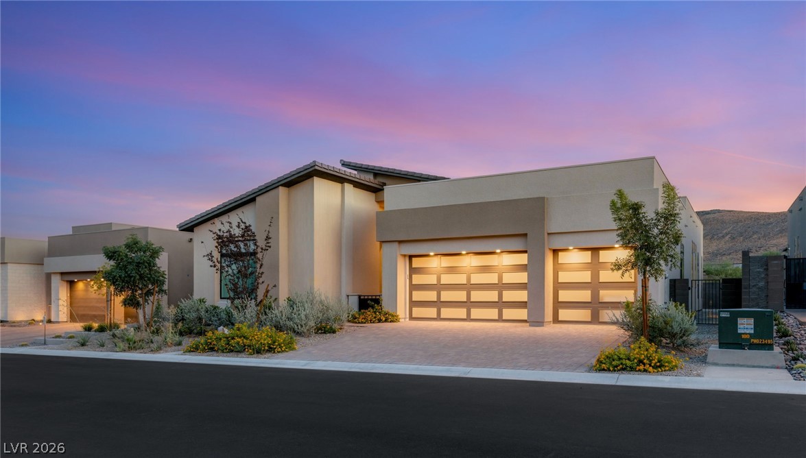 Photo 3 of 10865 Agate Cliffs Avenue