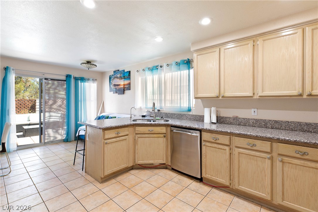 Photo 18 of 48, 3056 Yankee Clipper Drive