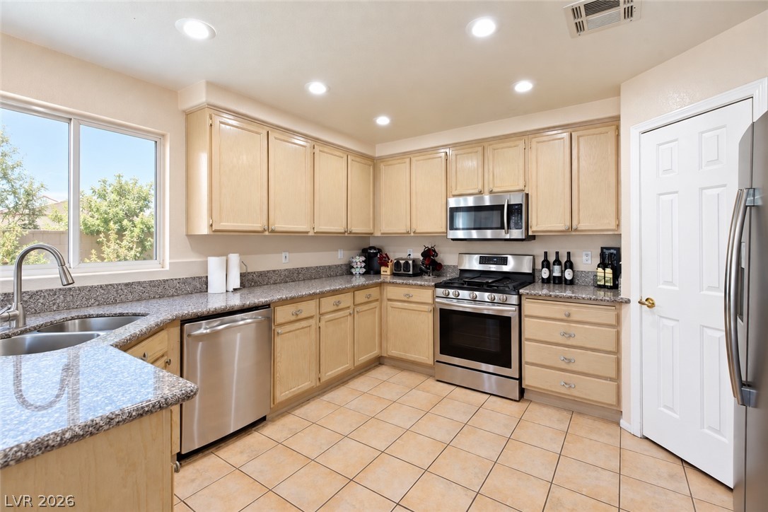 Photo 5 of 3056 Yankee Clipper Drive