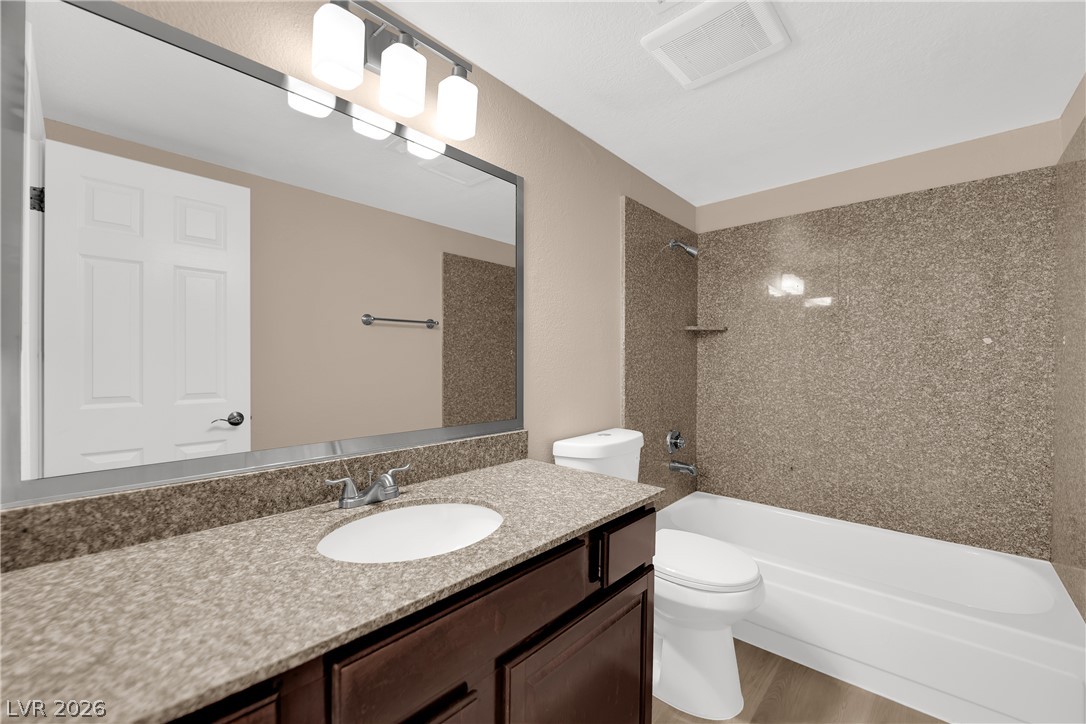 Photo 18 of 39, 5386 River Glen Drive #349