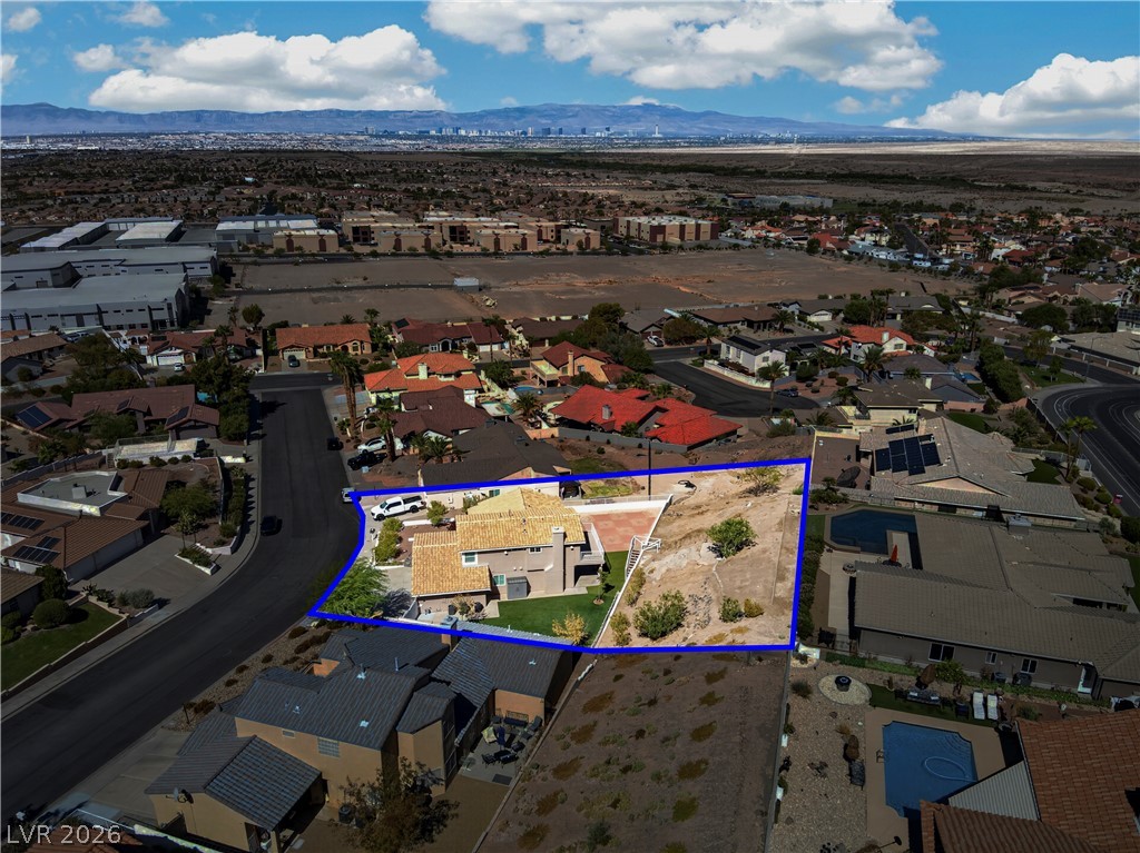 Photo 5 of 1049 Geranium Drive