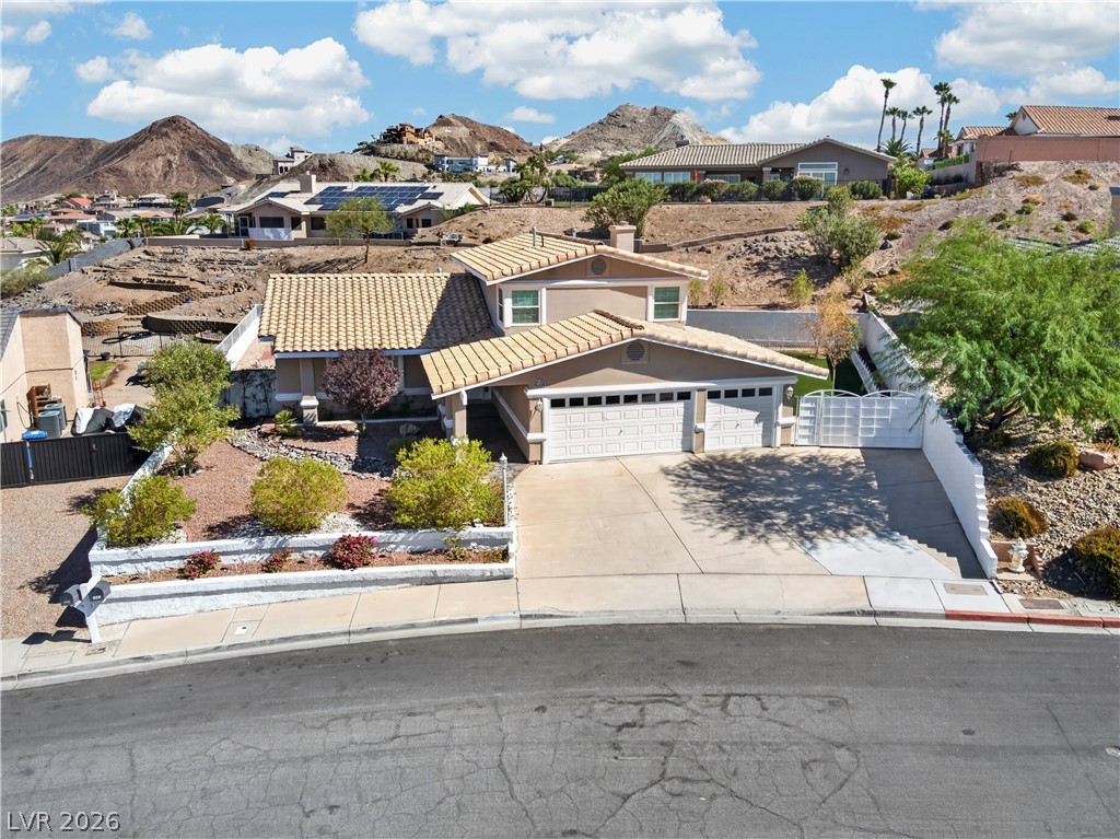 Photo 13 of 77, 1049 Geranium Drive
