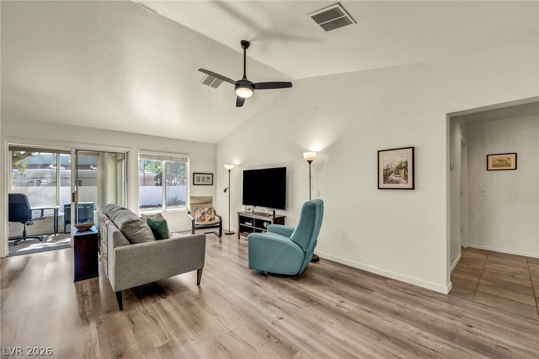 Photo 5 of 2704 Glencliff Drive