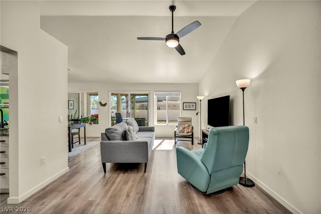 Photo 6 of 44, 2704 Glencliff Drive