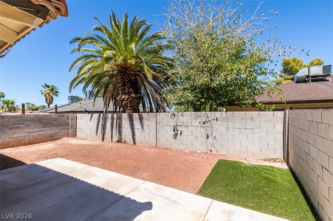 Photo 33 of 36, 3422 Pecos Way