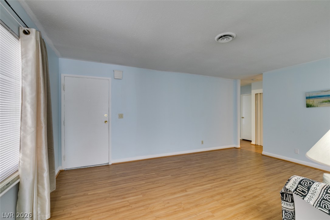 Photo 9 of 36, 3422 Pecos Way