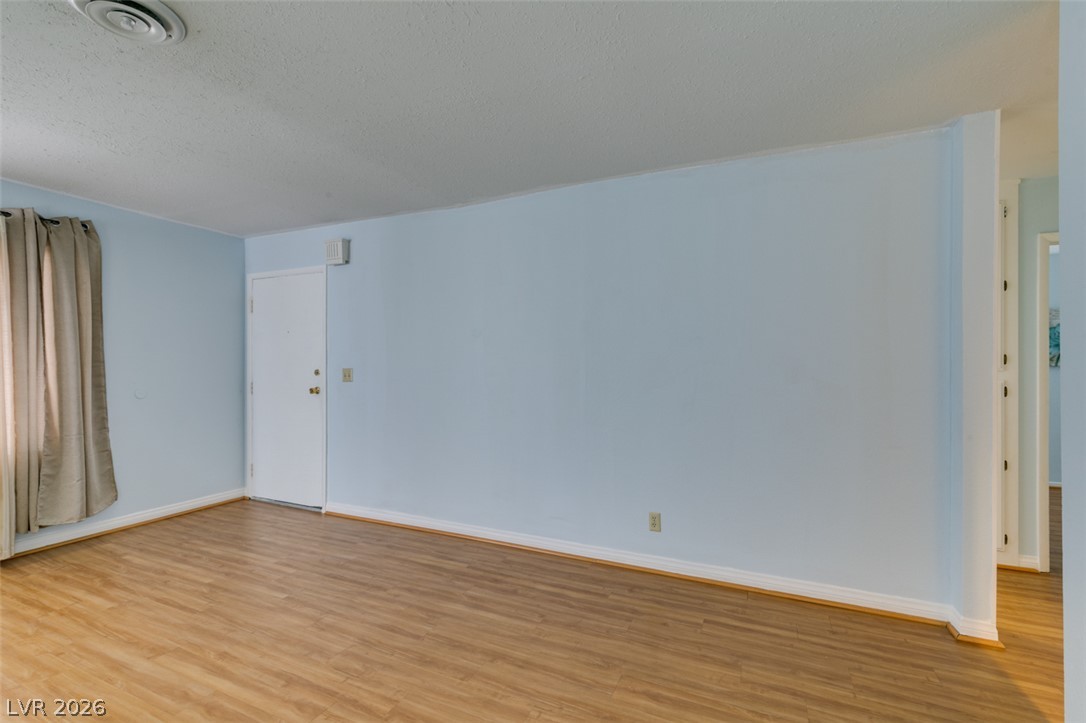 Photo 10 of 36, 3422 Pecos Way