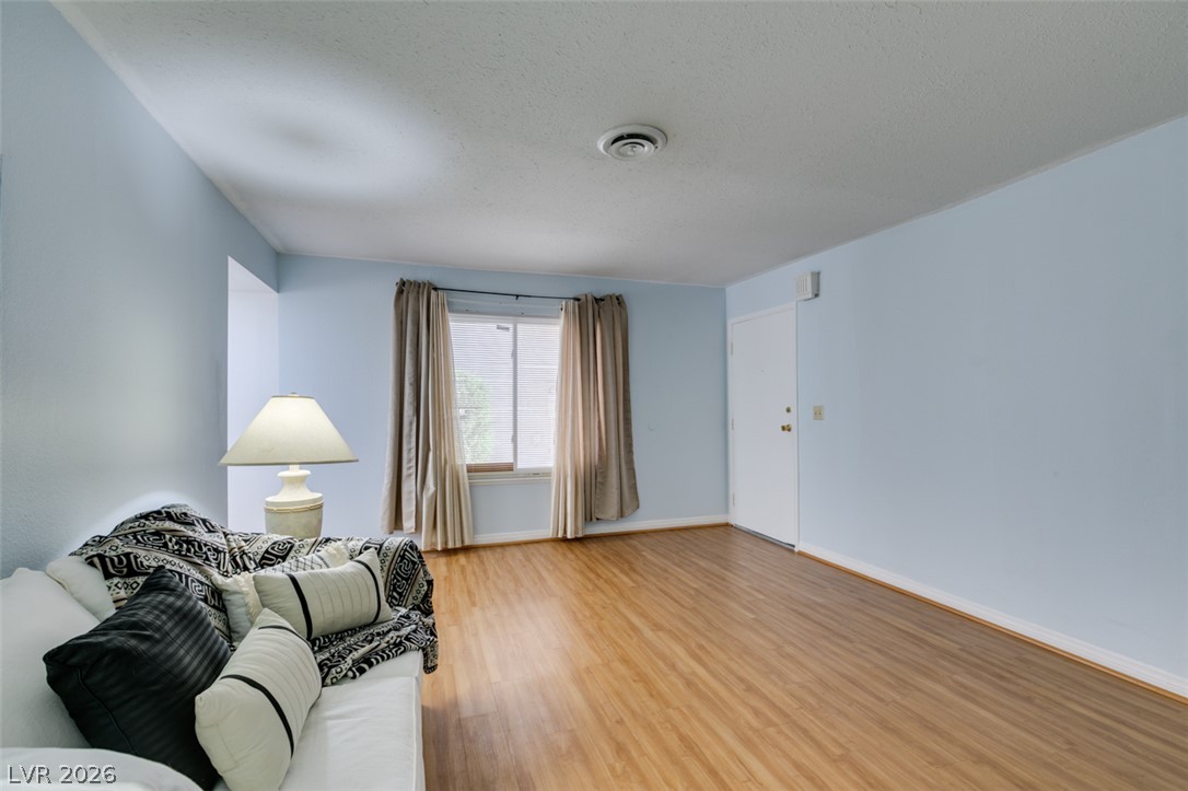 Photo 11 of 36, 3422 Pecos Way