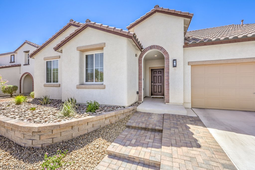 Photo 9 of 41, 8229 San Mateo Street