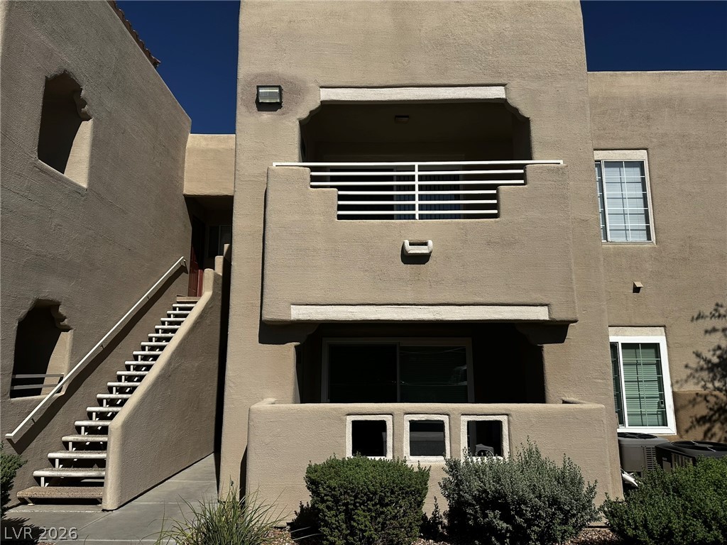 Photo 3 of 1908 N Tierra Vista Drive #211