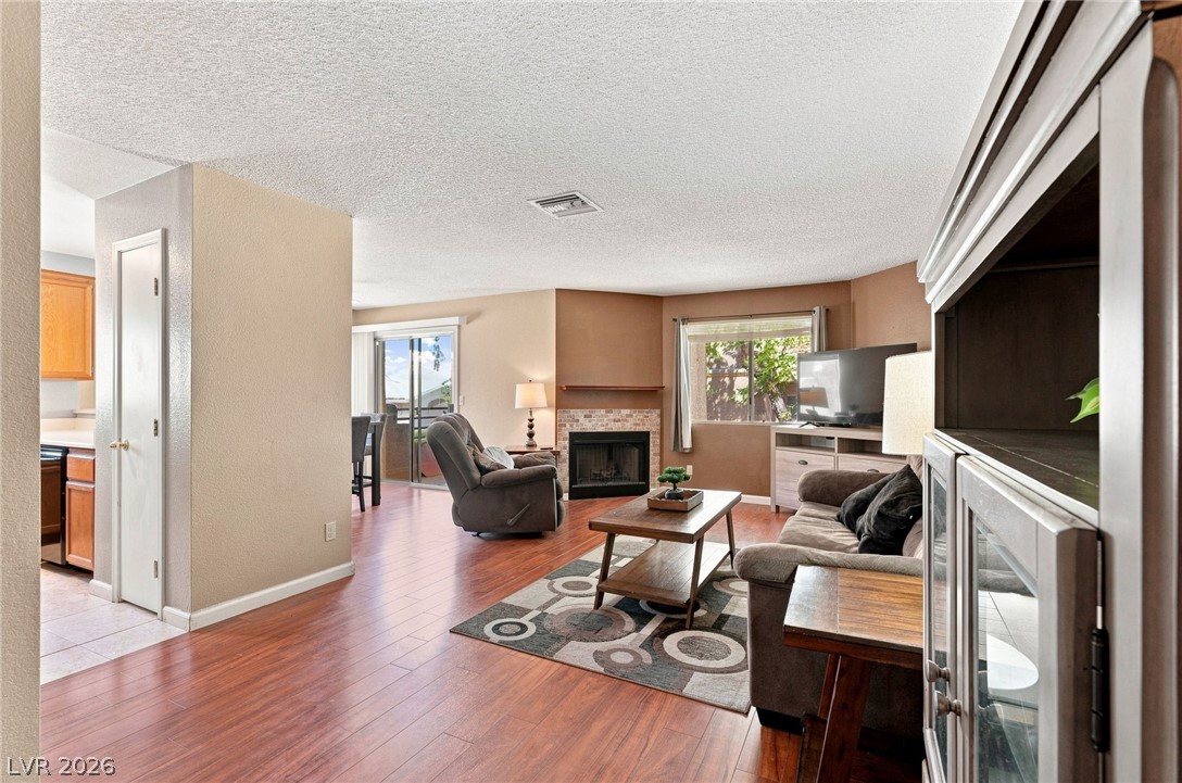 Photo 11 of 29, 2200 Highpointe Drive #202