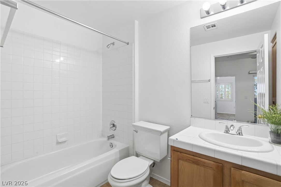 Photo 17 of 33, 8501 W University Avenue #2089