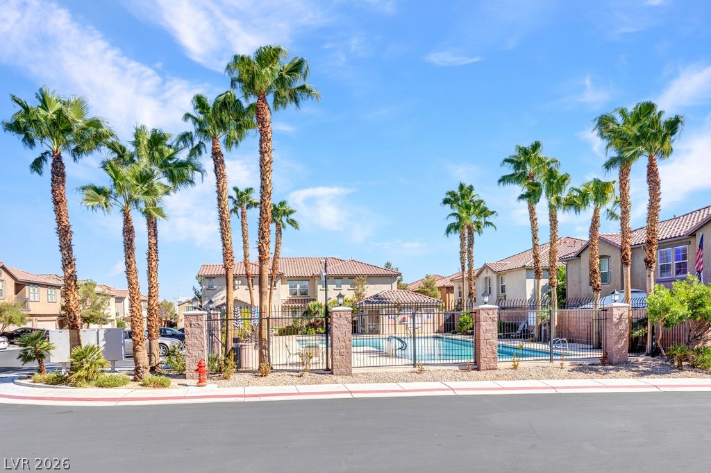 Photo 31 of 41, 6250 W Arby Avenue #162